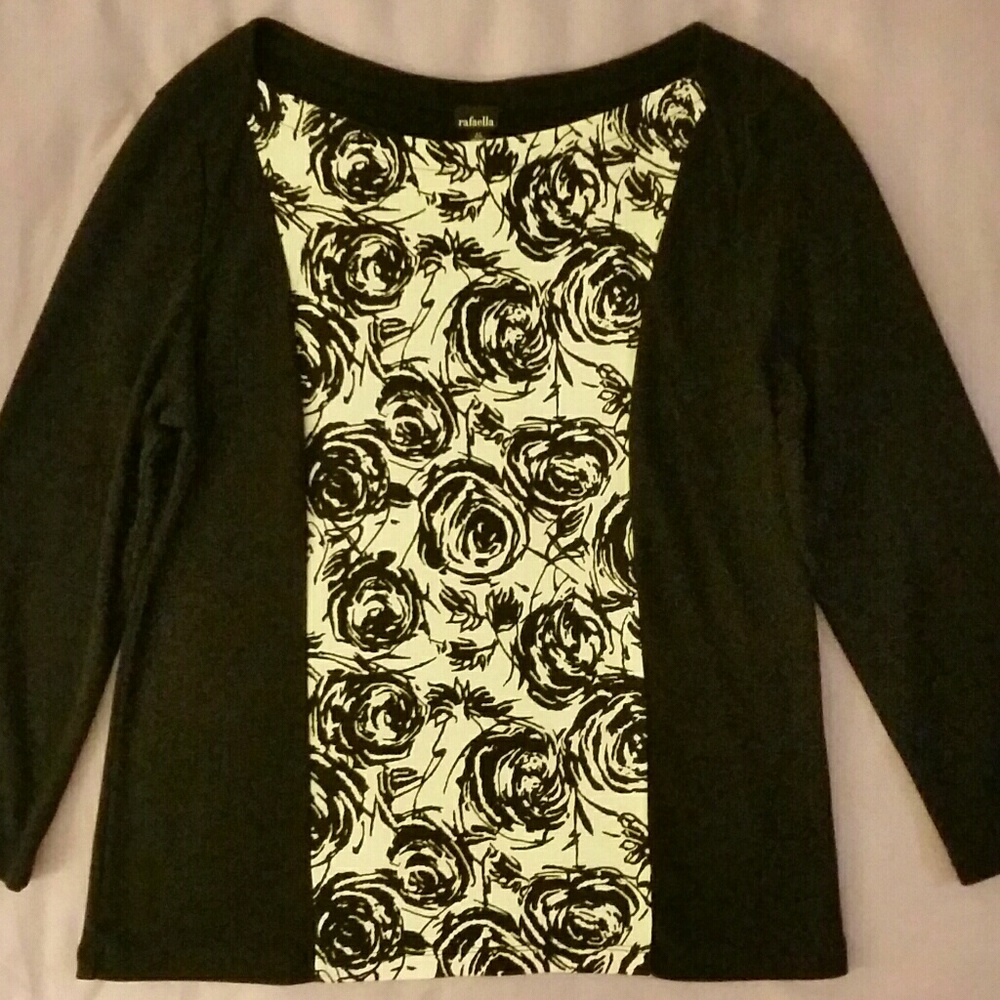 RAFAELLA Rose Panel Top